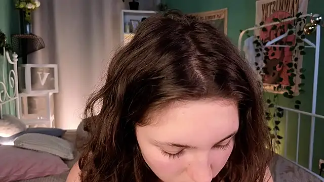 cherry lea online show from 01/04/25, 05:58