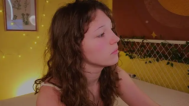 cherry lea online show from 11/20/25, 04:51