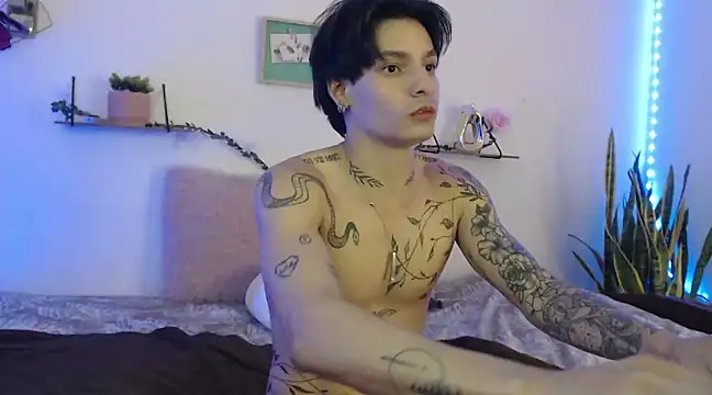 Apolo Hidalgo01 online show from 01/13/25, 03:15