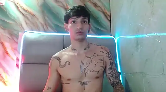 Apolo Hidalgo01 online show from 03/13/25, 04:45