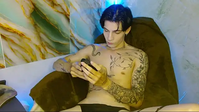 Apolo Hidalgo01 online show from 09/10/25, 07:36