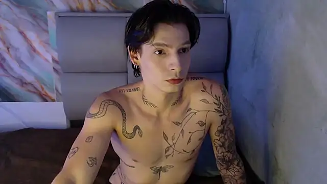 Apolo Hidalgo01 online show from 09/26/25, 07:07