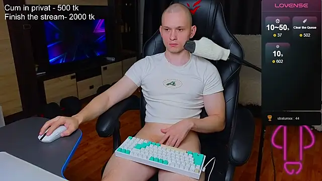 Snapshot of STRONGBEAUTY282 chatting on 01/31/25, 03:09 STRONGBEAUTY282 online show from 01/31/25, 03:09