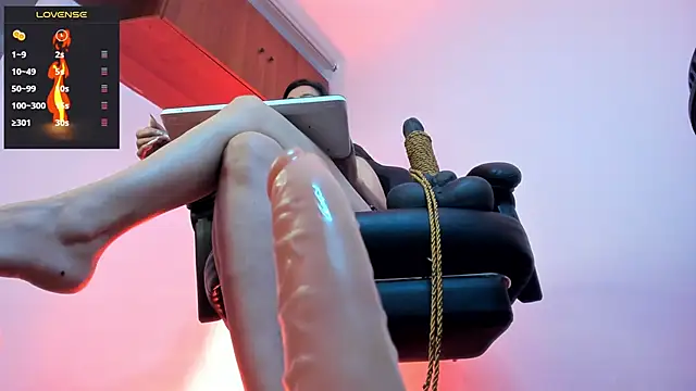 charlotte joliedart online show from 02/28/25, 08:53