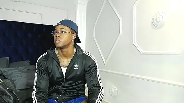 Snapshot of AdonisKnight chatting on 01/23/25, 12:41 AdonisKnight online show from 01/23/25, 12:41