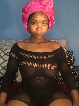 Snapshot of NunuBerry16 chatting on 12/17/24, 04:34 NunuBerry16 online show from 12/17/24, 04:34