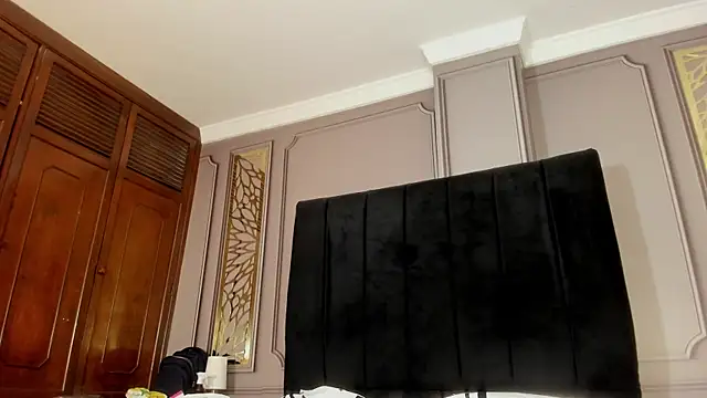 mature bigass   online show from 03/22/25, 11:53