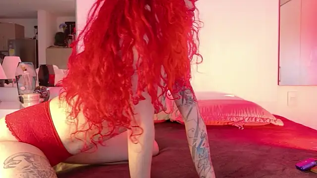 Borbala Iggy online show from 10/25/25, 10:26