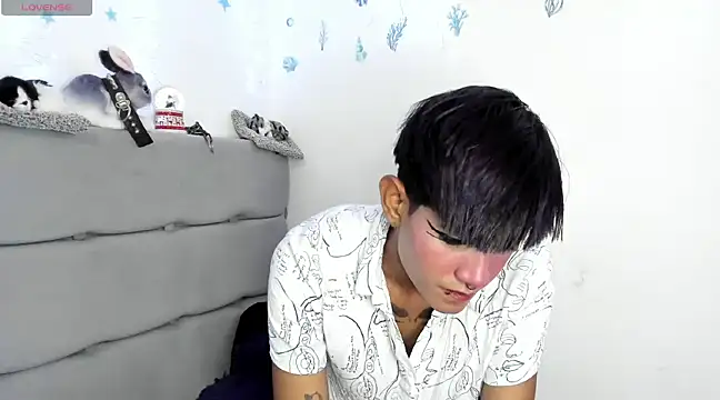 andrew uwu  online show from 01/13/25, 10:35