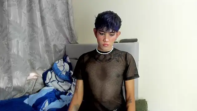 Snapshot of andrew_uwu_ chatting on 12/18/25, 09:54 andrew uwu online show from 12/18/25, 09:54