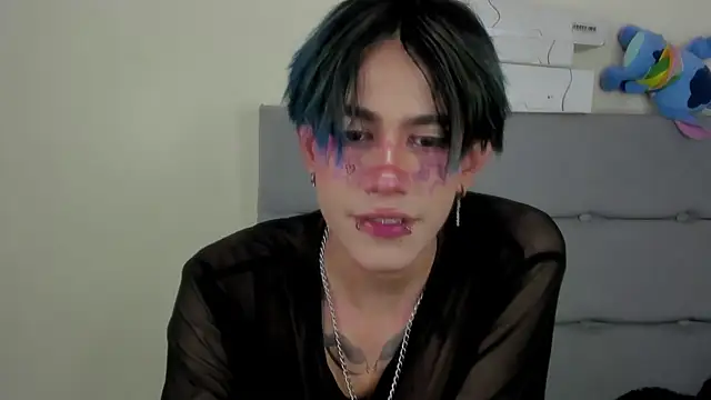 andrew uwu  online show from 07/04/26, 09:54