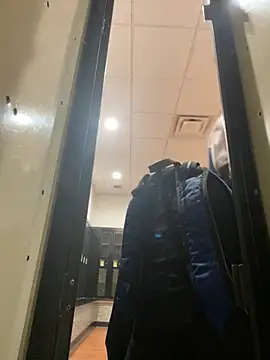 prettyrichie online show from 10/27/25, 01:20