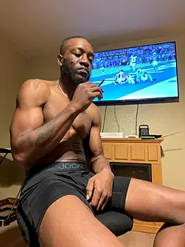 prettyrichie online show from 10/31/25, 12:33