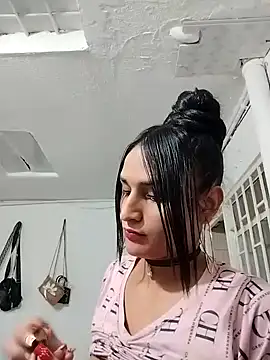 Pussycat 9999 online show from 12/24/24, 01:17