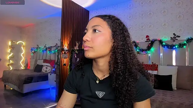 Daphnne tay online show from 01/10/26, 03:30