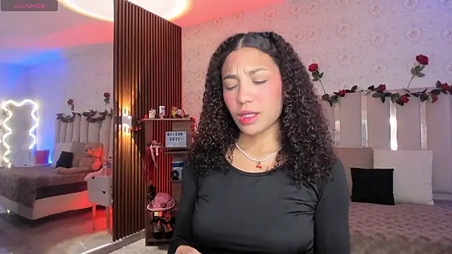 Daphnne tay online show from 02/23/26, 03:37