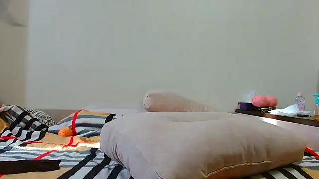 Brionia online show from 03/11/25, 07:04