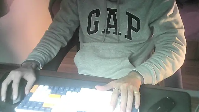 Ryan67533 online show from 01/10/26, 08:05