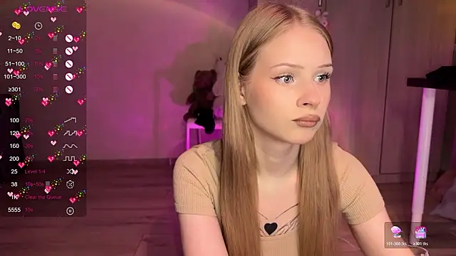 lisa barbie online show from 02/06/26, 07:39