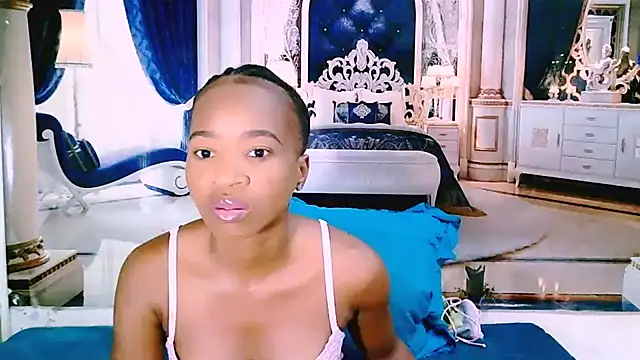 EbonyCreamy69 online show from 02/20/26, 05:59