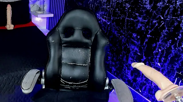 Snapshot of MAEVE_BOOBS chatting on 02/14/25, 03:54 MAEVE BOOBS online show from 02/14/25, 03:54