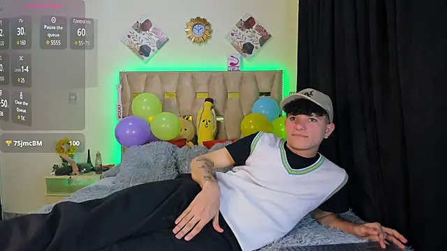 Snapshot of patrick_sanzz chatting on 03/10/25, 10:48 patrick sanzz online show from 03/10/25, 10:48