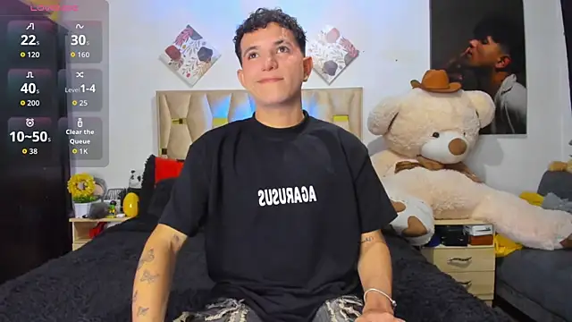 Snapshot of patrick_sanzz chatting on 11/15/25, 11:10 patrick sanzz online show from 11/15/25, 11:10