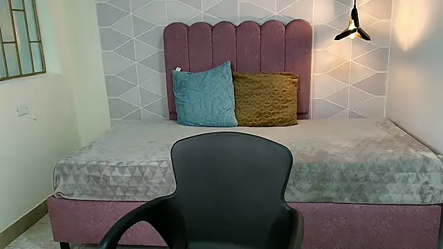 Asly Morgan online show from 01/12/25, 05:03