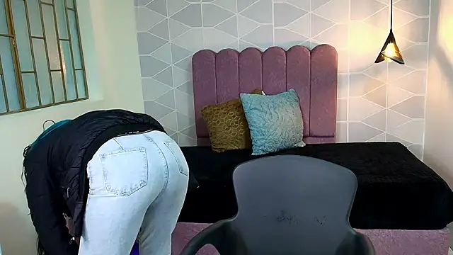 Asly Morgan online show from 01/17/25, 12:10