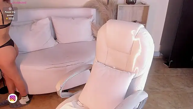 Amy Kiitty  online show from 02/20/25, 07:52