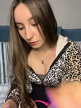 viviandaimond1 online show from 02/20/25, 07:52