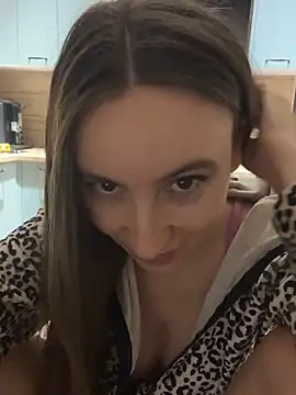 viviandaimond1 online show from 03/09/25, 08:42