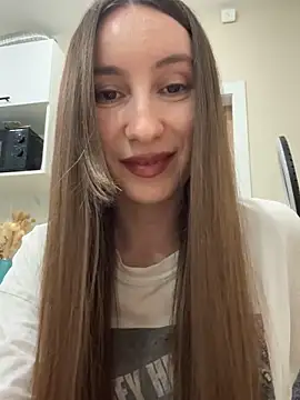 viviandaimond1 online show from 09/17/25, 05:58