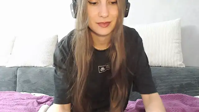 viviandaimond1 online show from 10/30/25, 06:19