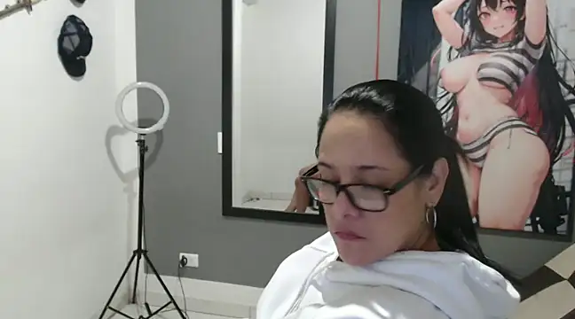 Antonella2 4 online show from 02/18/25, 02:59