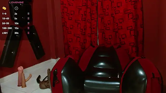 Snapshot of KarinaSimonz chatting on 01/25/25, 10:39 KarinaSimonz online show from 01/25/25, 10:39