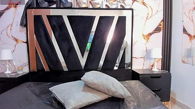 KarinaSimonz online show from 02/01/26, 11:14