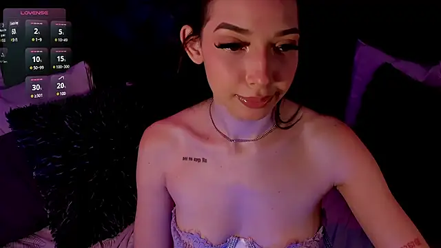 Snapshot of _Chartlotte chatting on 01/16/25, 11:27 Chartlotte online show from 01/16/25, 11:27