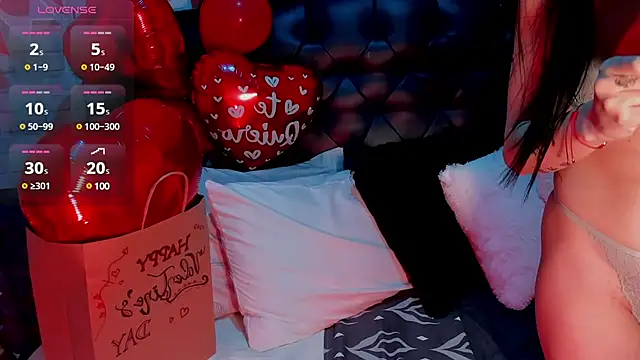 Snapshot of _Chartlotte chatting on 02/17/25, 08:58 Chartlotte online show from 02/17/25, 08:58