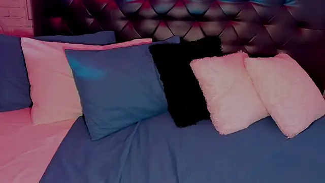 Snapshot of _Chartlotte chatting on 03/13/25, 09:05 Chartlotte online show from 03/13/25, 09:05