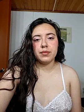 Emi chik online show from 03/15/26, 10:54