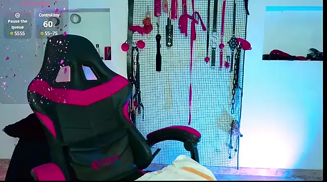 Snapshot of Megaan_Greey chatting on 12/27/24, 08:50 Megaan Greey online show from 12/27/24, 08:50