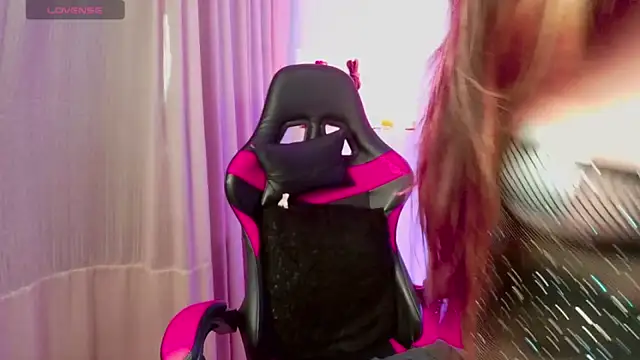 Snapshot of Megaan_Greey chatting on 10/08/25, 04:15 Megaan Greey online show from 10/08/25, 04:15