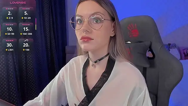 Marta May  online show from 11/09/25, 09:40