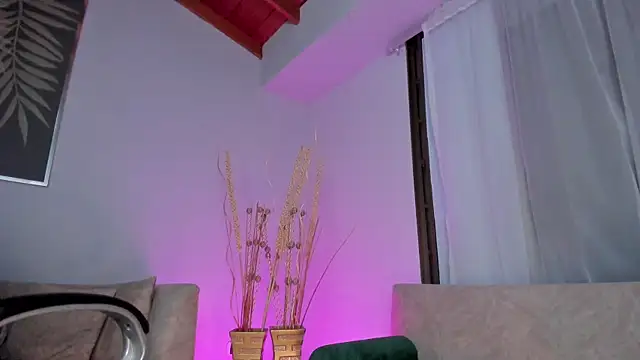 KatieNolan 1 online show from 02/20/25, 01:25