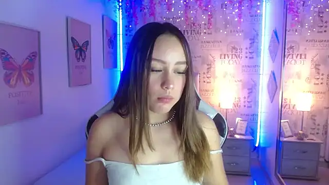 Ivyy Crystal online show from 03/11/25, 11:48