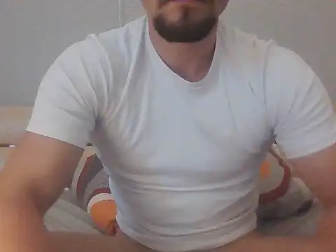 LoveEveryWet online show from 05/25/26, 08:42