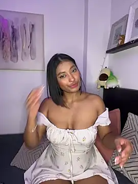 Isabella fasilier online show from 02/11/25, 11:22