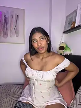 Isabella fasilier online show from 02/12/25, 02:24