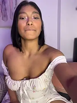 Isabella fasilier online show from 03/22/25, 07:36